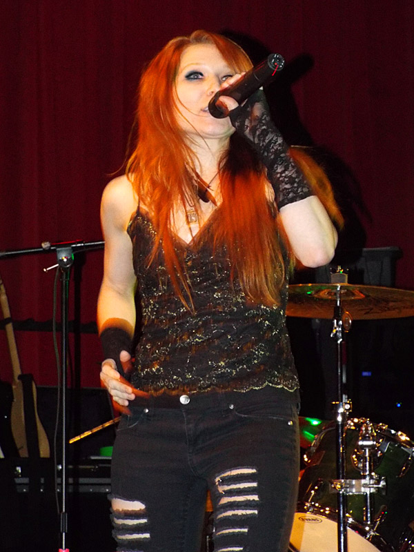 Drowning Mona at Fitzgerald's in San Antonio, Texas, on June 21, 2014. - photo by Joe Alexander